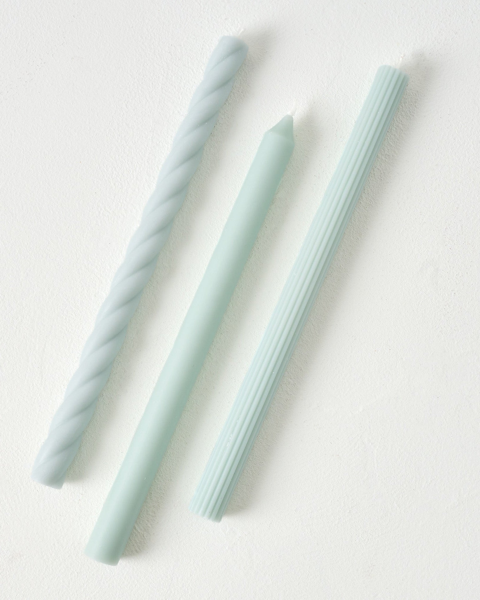 Assorted Light Blue Taper Candle Set