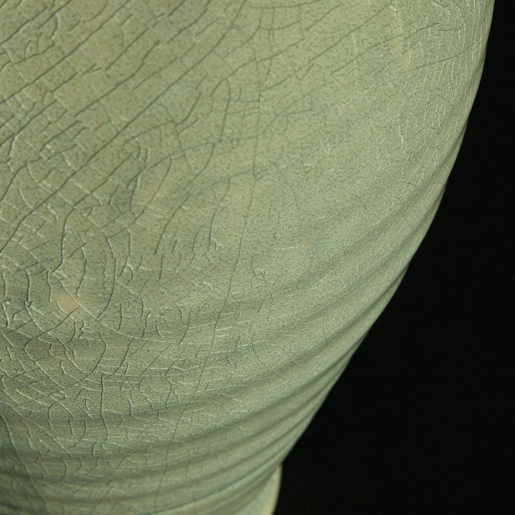 Ampulla table lamp in dark celadon