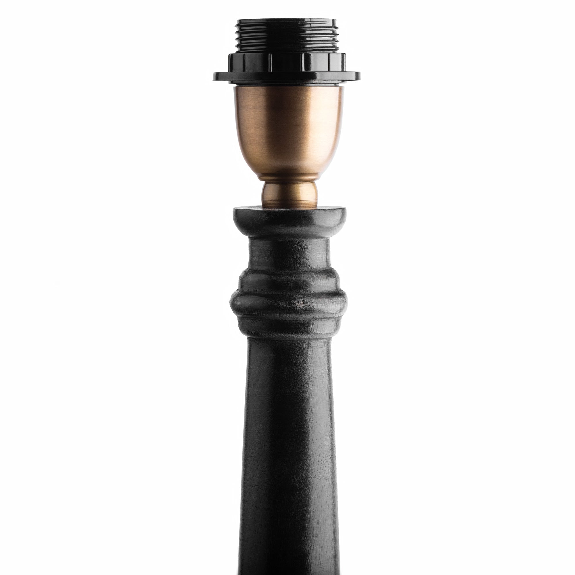 Atticus table lamp in black