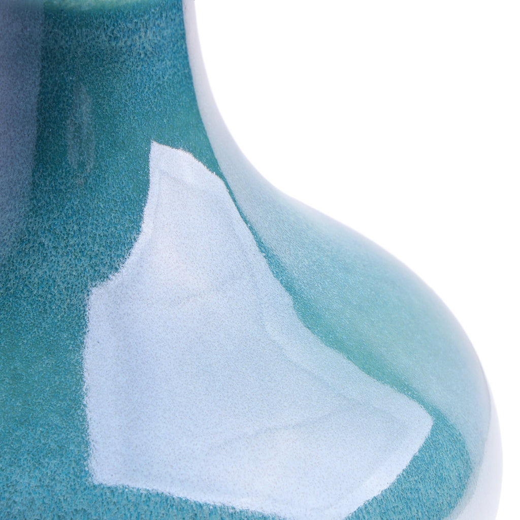 Amble rechargeable table lamp in green ceramic